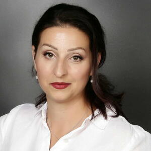 Iliyana Dimitrova, Adjunct Senior Lecturer